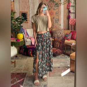 Natural Life Addie Midi Skirt - Charcoal Bouquet Size S NWT